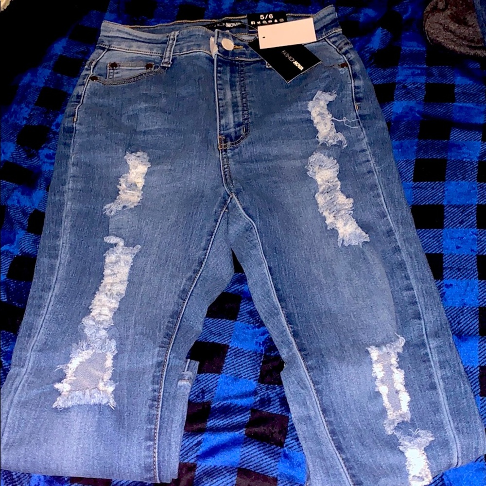BRAND NEW fashionova jeans